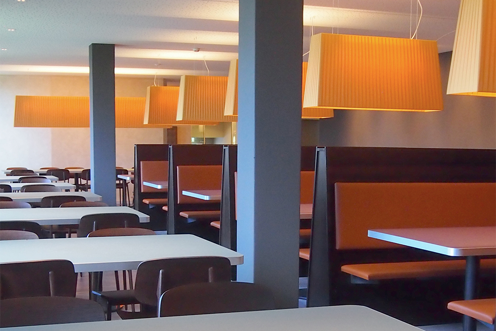 Essenssaal_St.Moritz_001